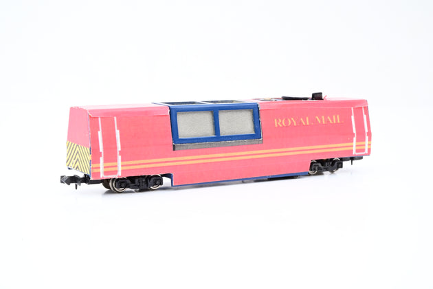 Tomix N Gauge 6421 'Royal Mail' Track Cleaning Car - Boxed