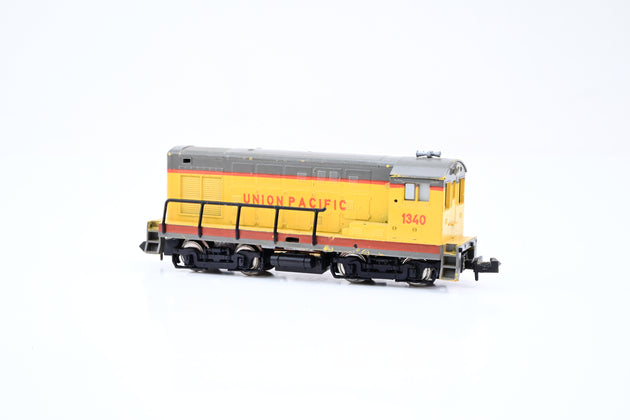 Minitrix N Gauge 2005 Union Pacific Grey & Yellow Diesel Switcher No.1340 - Unboxed