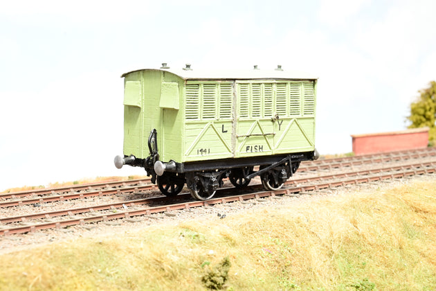 Kit Built O Gauge Wooden L & Y Fish Van Green No.1441 - Unboxed