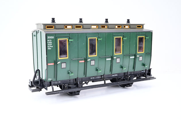 LGB G Gauge 3050 3rd Class Compartment 4-Wheel Coach Green No.3050 - Boxed
