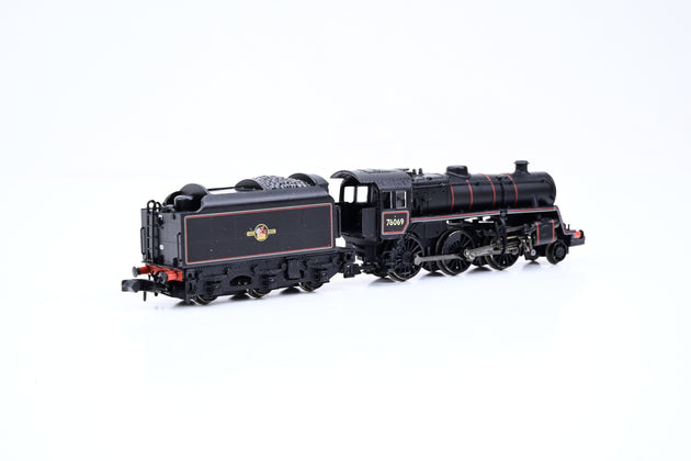 Graham Farish N Gauge 372-651 Standard Class 4MT 2-6-0 BR Lined Late Crest No.76069 - Boxed