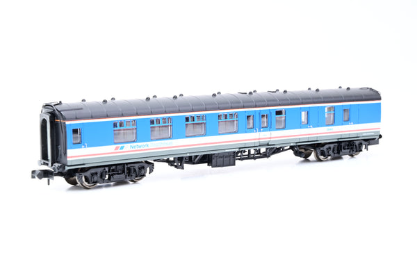 Graham Farish N Gauge 374-193 Network SouthEast Mk1 BSK Brake Corridor Second Coach No.35464 - Boxed