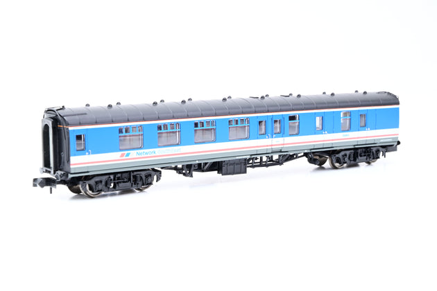 Graham Farish N Gauge 374-193 Network SouthEast Mk1 BSK Brake Corridor Second Coach No.35464 - Boxed