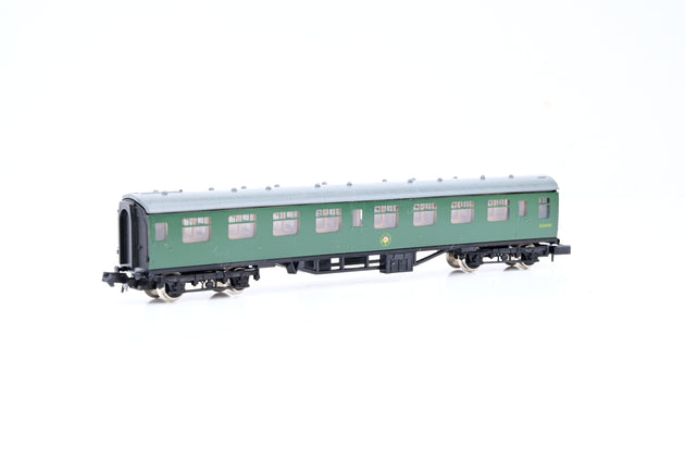 Graham Farish N Gauge 0683 BR Mk1 63ft 2nd SK SR Green No.S1 - Boxed