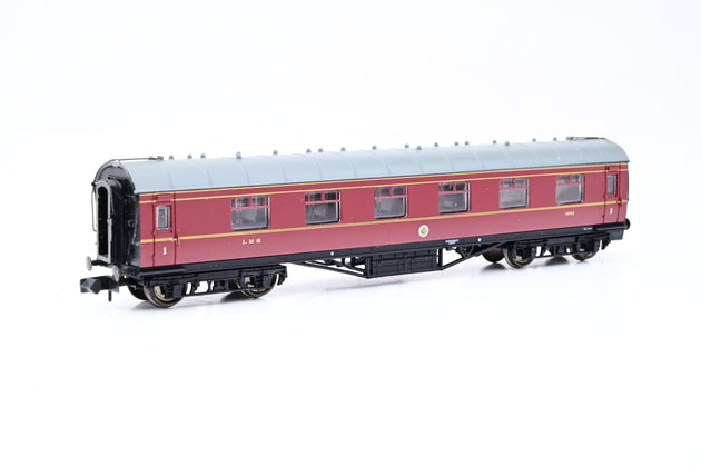 Graham Farish N Gauge 374-845 Stanier Vestibule Composite 1ST LMS Crimson Lake No.1062 - Boxed