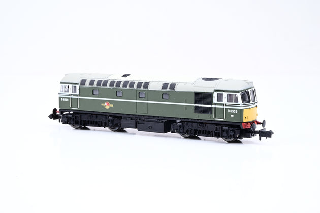 Dapol N Gauge 2D-001-003D Class 33/0 BR Green W/Small Yellow Panels No.D6539 - DCC Fitted - Boxed