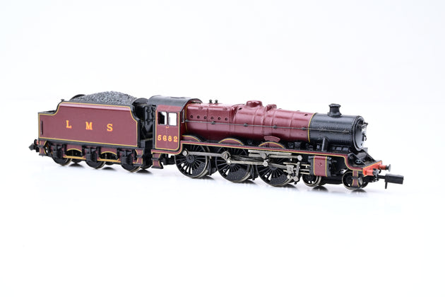 Graham Farish N Gauge 372-477 Jubilee Class LMS Crimson Trafalgar No.5682 - Boxed