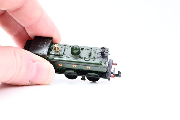 Graham Farish N Gauge 57xx Pannier Tank GWR Green No.5786 - Boxed