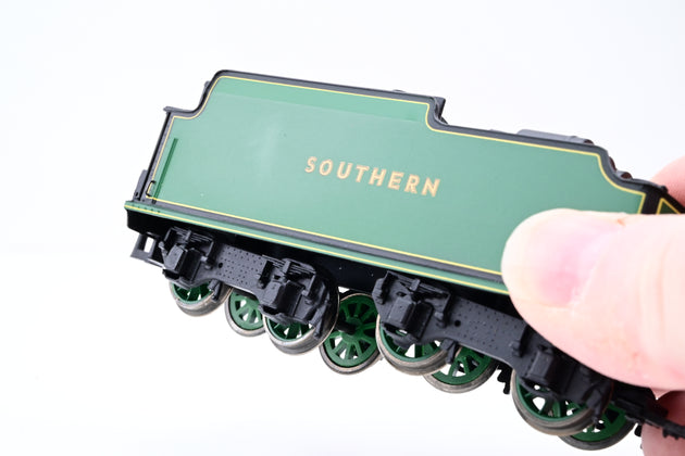 Bachmann OO Gauge 31-407 SR Green Lord Nelson Class No.856 'Lord St. Vincent' - Boxed