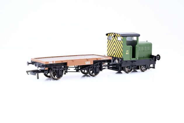 Hornby OO Gauge R3706 Ruston & Hornsby 48DS w/ Flatbed Wagon Army No.802 - Boxed