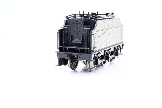 Bachmann OO Gauge 31-186 BR Green Jubilee, Riveted Fowler Tender No.45587  'Baroda' - Boxed