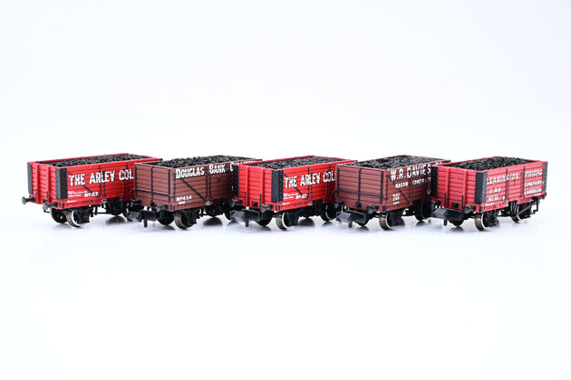 Graham Farish N Gauge Rake of 5 Private Owner 7 Plank Wagons W/Coal Load - Unboxed
