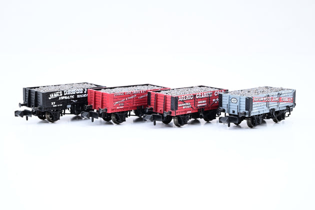 Graham Farish N Gauge Rake of 4 Private Owner 5 Plank Wagons W/Balast Load - Unboxed