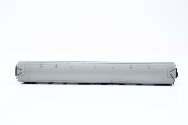 Graham Farish N Gauge 374-462 Bulleid Composite Corridor Coach BR SR Malachite Green No.S5831 - Boxed
