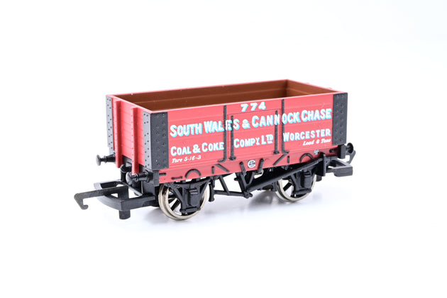 Hornby OO Gauge R6135 6 Plank Wagon South Wales & Cannock Chase No.774 - Boxed