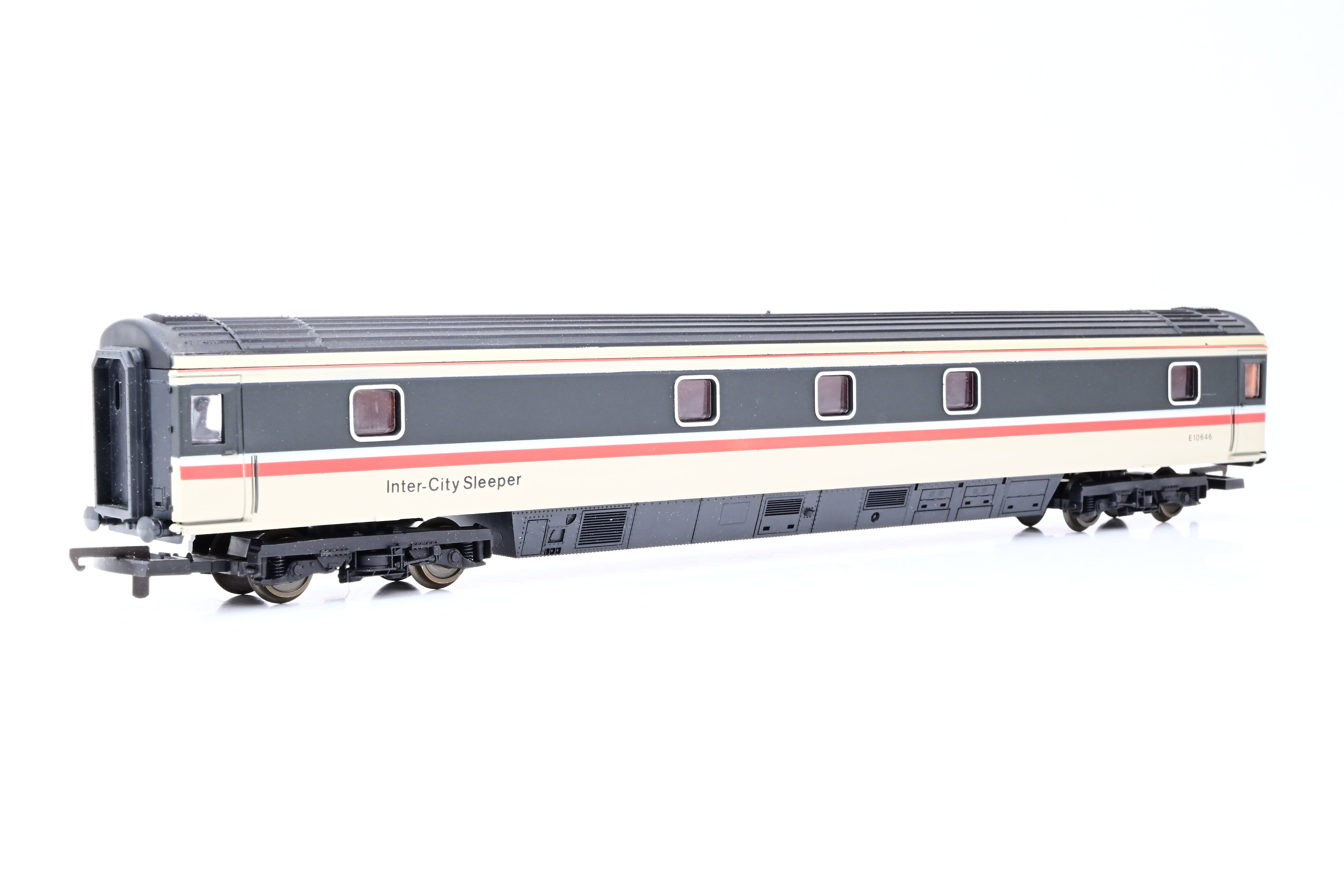 Lima OO Gauge L305369 Mk3 Sleeper Coach BR InterCity Executive No.E10646 - Boxed