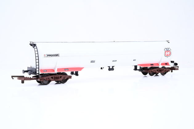 Lima OO Gauge 305647W Procor 100T Fuel Tanker Wagon White - Boxed