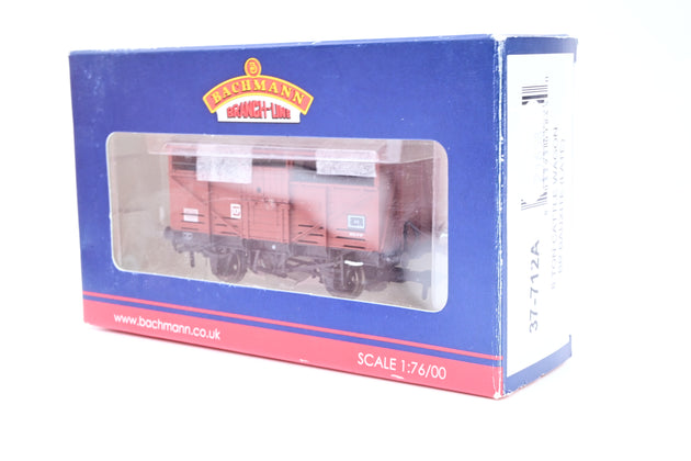 Bachmann OO Gauge 37-712A 8T Cattle Wagon BR Bauxite Late No.B893268 - Boxed