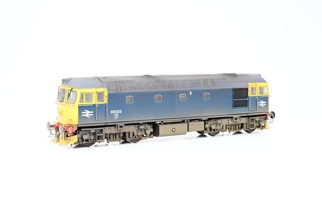 Heljan OO Gauge 3463 BR Blue Class 33/0 Grey Roof Yellow Ends No.33023 - DCC Sound, Weathered, Boxed