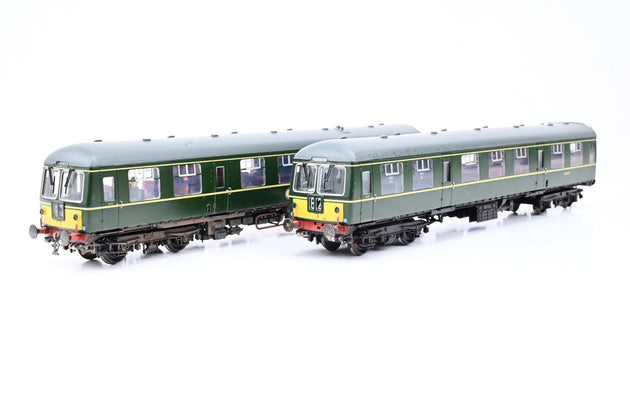 Bachmann OO Gauge 31-327 BR Green w/ HYE Class 105 2-Car DMU No.E51296 & E56451 - Boxed