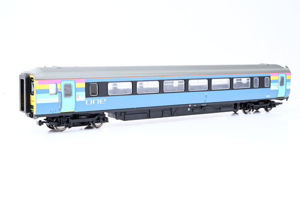 Hornby OO Gauge R2693 One Railways Class 156 No.57416 52416 - Boxed