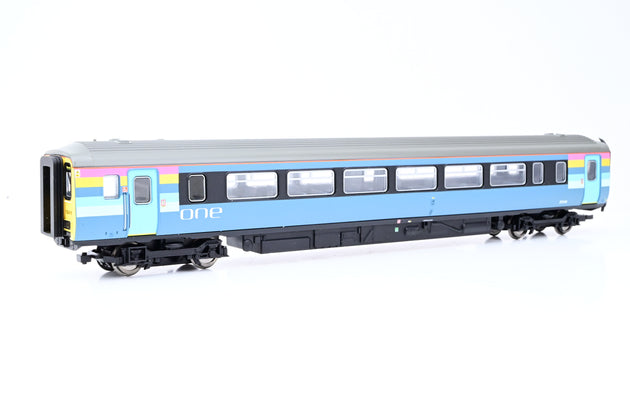 Hornby OO Gauge R2693 One Railways Class 156 No.57416 52416 - Boxed
