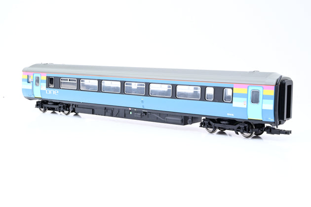 Hornby OO Gauge R2693 One Railways Class 156 No.57416 52416 - Boxed