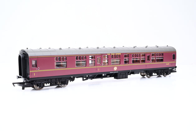 Hornby OO Gauge R4229 The Pines Express Coach Pack BR MK1 Maroon Triple Pack - Boxed