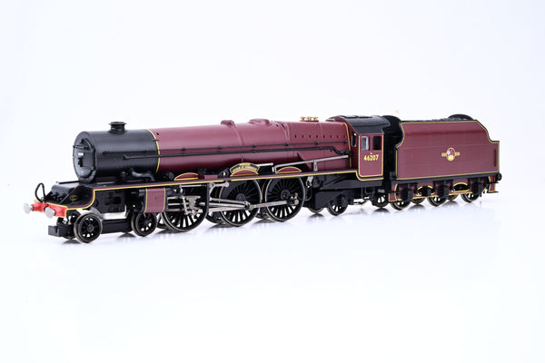 Hornby OO Gauge R3015 BR Maroon Late Crest 4-6-2 Princess Royal Class Princess Arthur of Connaught No.46207 Boxed