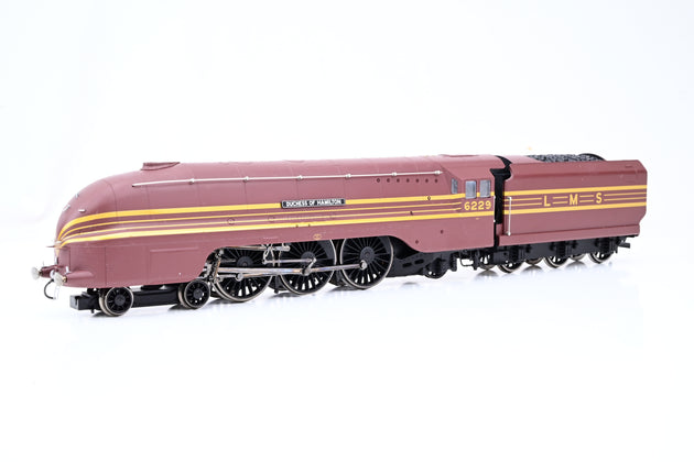 Hornby OO Gauge R2689 LMS Maroon 4-6-2 Coronation Class Locomotive Duchess of Hamilton No.6229 - Boxed