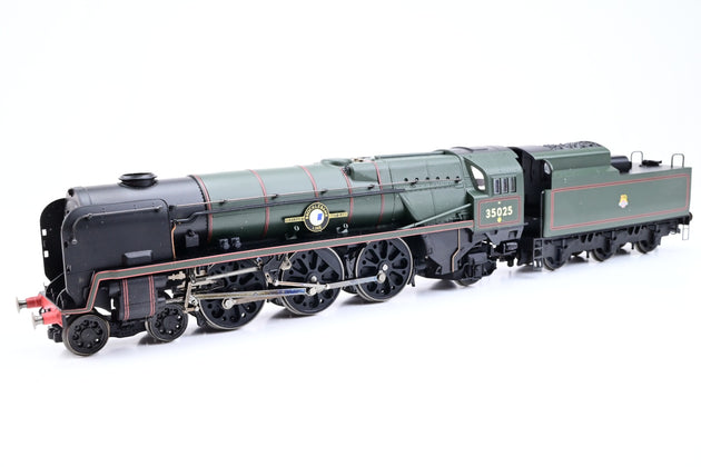 Hornby OO Gauge 2267 BR Green Merchant Navy No.35025 'Brocklebank Line' - Boxed