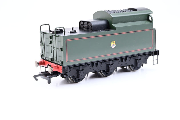 Hornby OO Gauge 2267 BR Green Merchant Navy No.35025 'Brocklebank Line' - Boxed