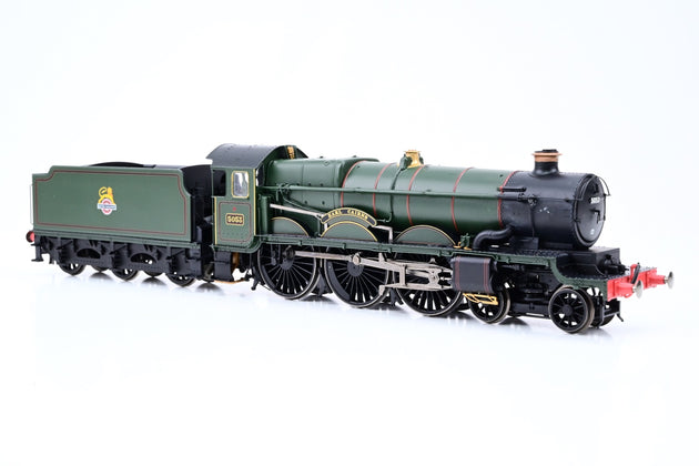 Hornby OO Gauge R2822 BR Green Early Emblem 4-6-0 Castle Class No.5053 'Earl Cairns' - Boxed