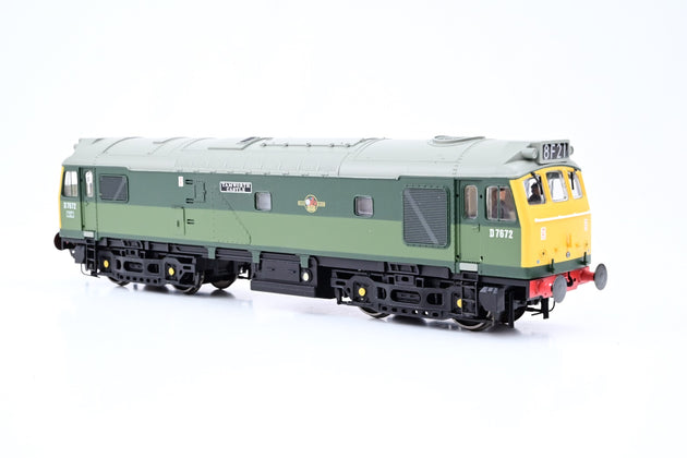 Bachmann OO Gauge 32-402 BR Two-Tone Green Class 25/3 No.D7672 'Tamworth Castle' - Boxed