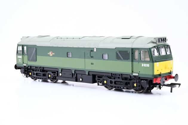 Bachmann OO Gauge 32-411 Class 25/2 Diesel D5233 BR Two Tone Green - Boxed