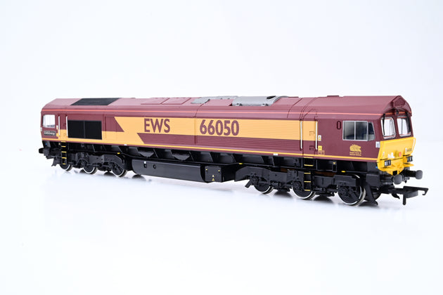 Bachmann OO Gauge 32-725X EWS Maroon & Gold Class 66 No.66050 - DCC Fitted, Limited Edition, Boxed