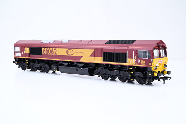 Bachmann OO Gauge 32-725W Class 66 Diesel Euro Cargo No.66062 - DCC Fitted, Model Rail Exclusive, Boxed