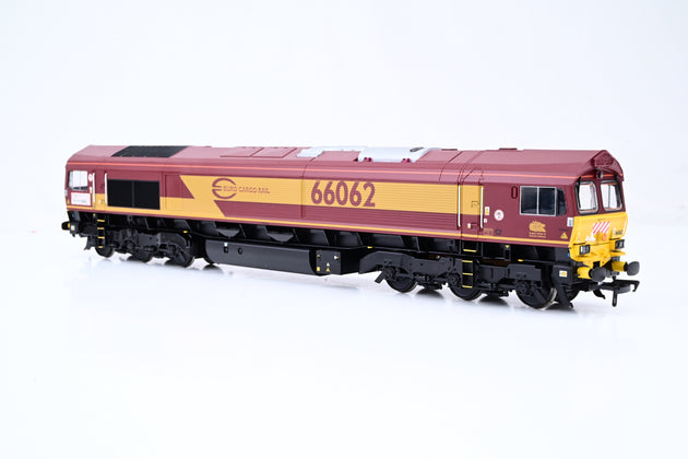 Bachmann OO Gauge 32-725W Class 66 Diesel Euro Cargo No.66062 - DCC Fitted, Model Rail Exclusive, Boxed