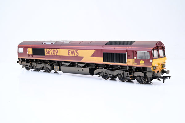 Bachmann OO Gauge 32-735 Class 66 Diesel No.66209 EWS - DCC Fitted, Factory Weathered, Boxed