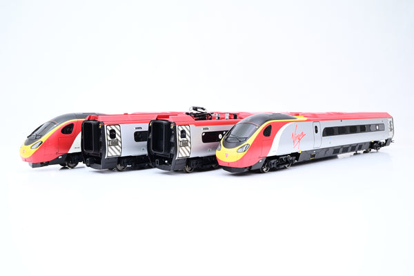 Hornby OO Gauge Virgin Pendolino Class 390 4-Car EMU Train Pack No.390045 '101 Squadron' - Unboxed