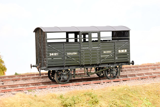 Kit Built O Gauge GWR 8T Cattle Wagon GWR Green No.34121 - Unboxed