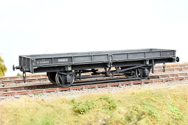 Parkside Models O Gauge PS20 21T Double Bolster Wagon BR Grey Weathered No.B920055