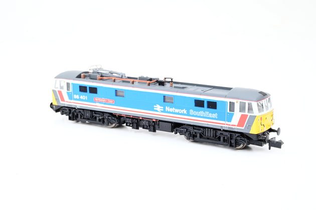 Dapol N Gauge ND-099M Network SouthEast Class 86 No.86401 'Northampton Town' - Boxed