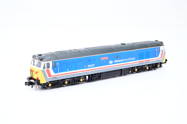 Dapol N Gauge 2D-002-003 Network SouthEast Class 50 No.50037 'Illustrious' - Boxed