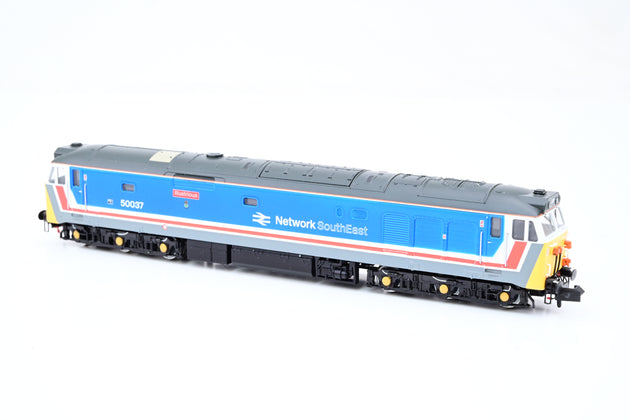 Dapol N Gauge 2D-002-003 Network SouthEast Class 50 No.50037 'Illustrious' - Boxed