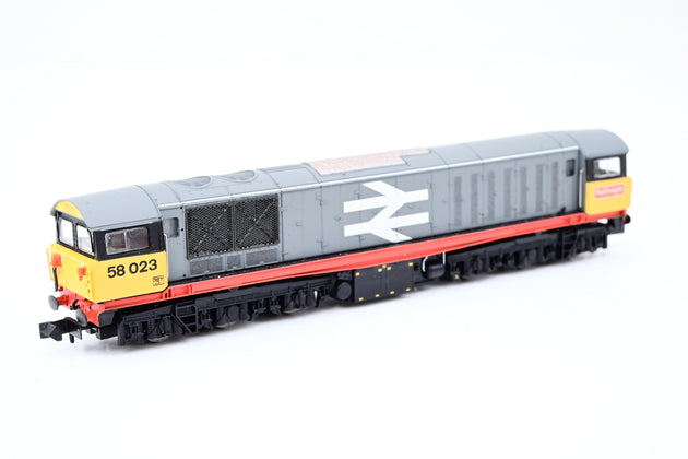 Dapol N Gauge ND-103B Railfreight Red Stripe Large Logo Class 58 No.58023 - Boxed
