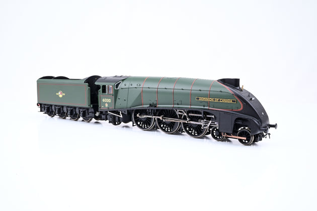 Hornby OO Gauge R2910 BR Green Class A4 No.60010 'Dominion of Canada' - Boxed