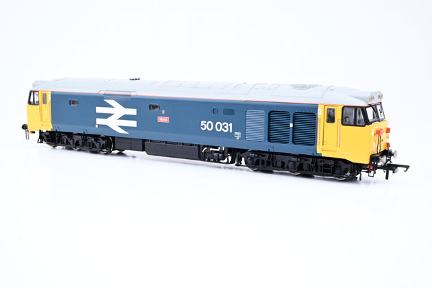 Hornby OO Gauge R2374 BR Blue Large Logo Class 50 No.50031 'Hood' - Boxed