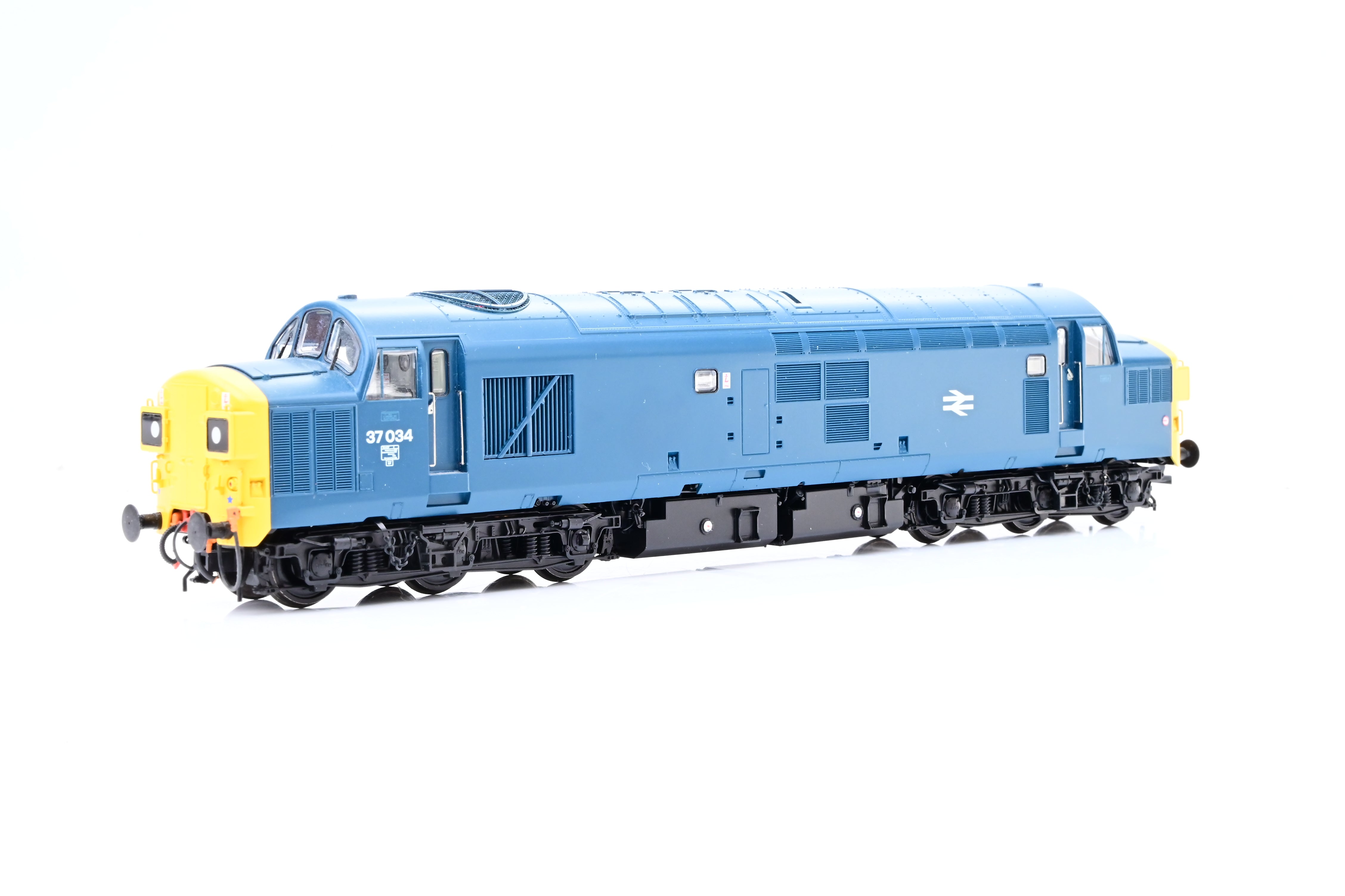 Bachmann OO Gauge 35-301 BR Blue Class 37/0 No.37034 - Boxed