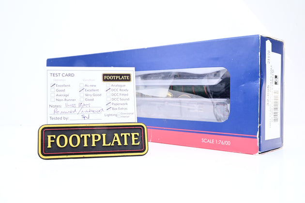 Bachmann OO Gauge BR Green Hall Class No.4930 'Hagley Hall' - Renumbered, Renamed, Boxed